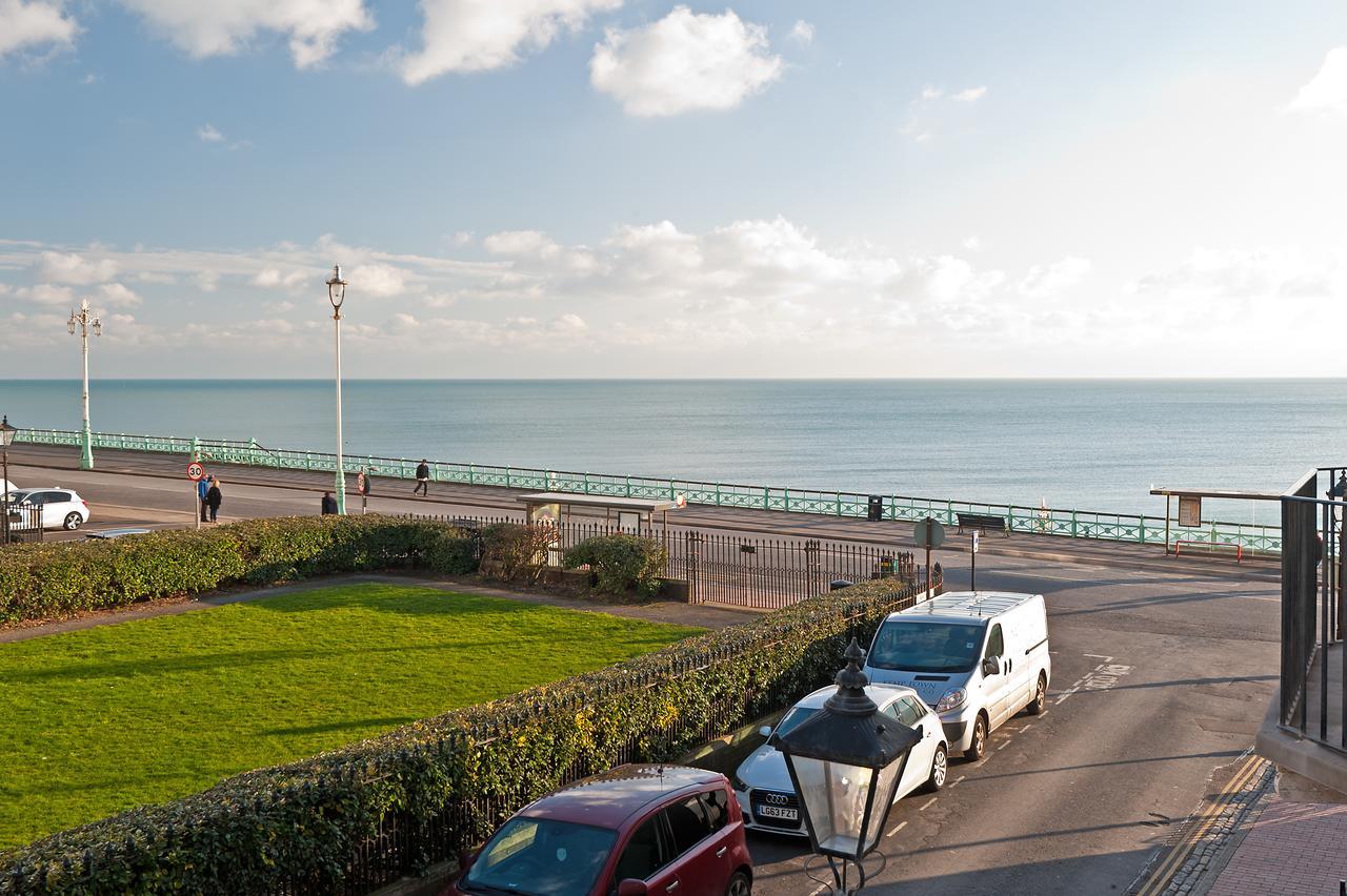 Hamptons Brighton Hotel Exterior photo